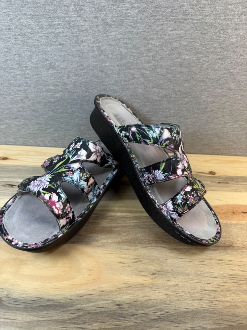 Alegria Leather Floral Sandals Black Butterfly Velcro Closure Size 11 EU 42 - Picture 11 of 16